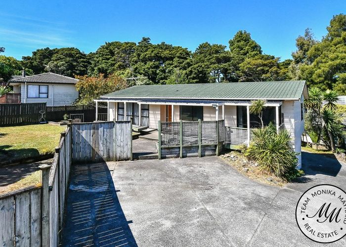  at 5 Eugenia Rise, Totara Heights, Manukau City, Auckland