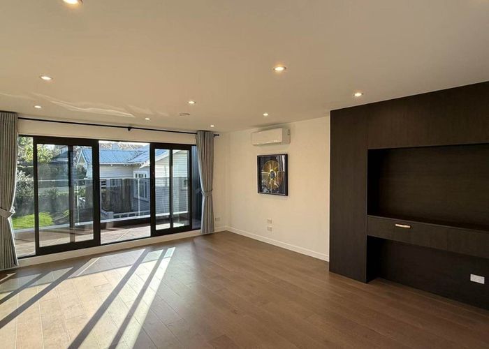  at 35F Beckenham Avenue, Royal Oak, Auckland City, Auckland