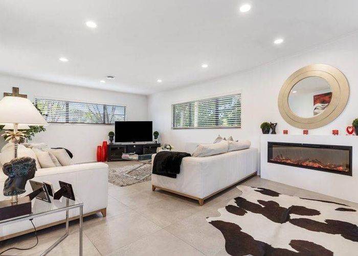  at 14 Hastings Road, Mairangi Bay, North Shore City, Auckland