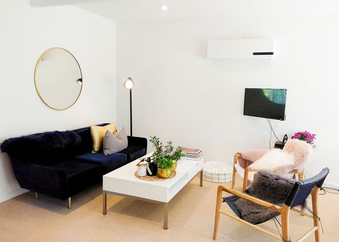  at 2/246 Lake Road, Hauraki, North Shore City, Auckland