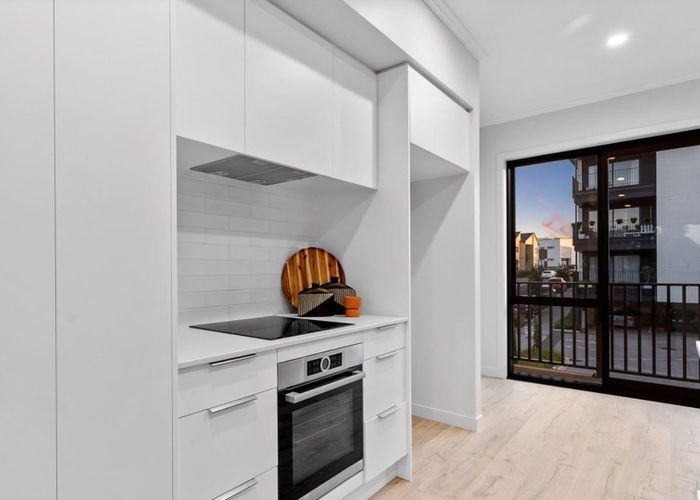  at 16 Beach Road, Hobsonville, Waitakere City, Auckland