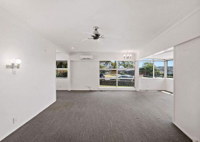  at 6 Yorkton Rise, Mangere Bridge, Auckland