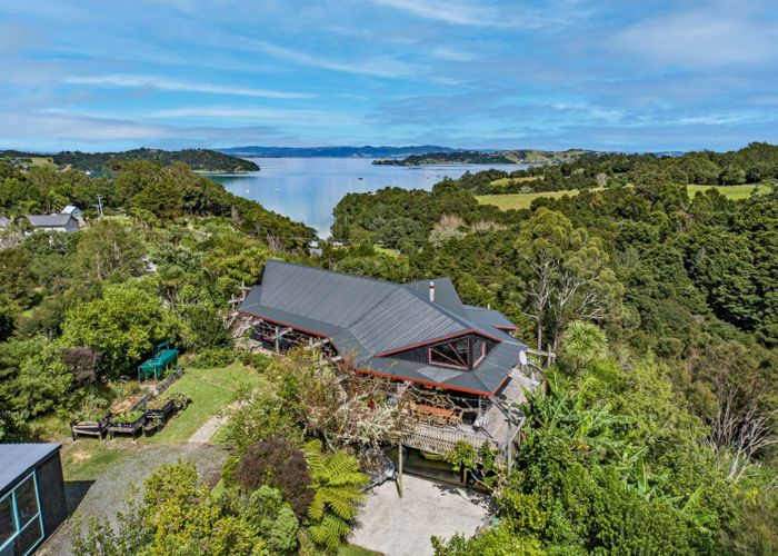 For sale 1212 Whangarei Heads Road, Parua Bay, Whangarei, Northland