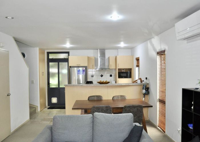  at 3/8 Soljak Place, Mount Albert, Auckland City, Auckland