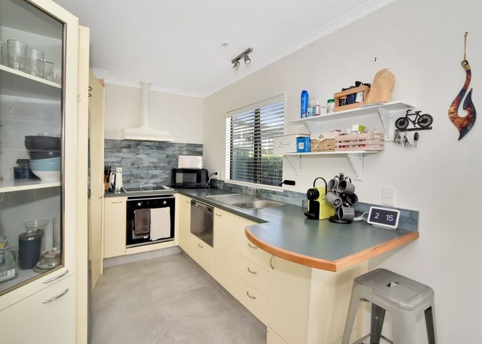  at 8E Heath Street, Mount Maunganui