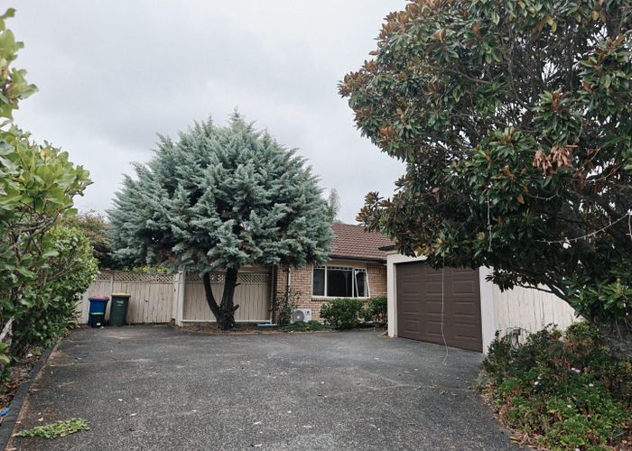  at 14 Checkerberry Court, Henderson, Waitakere City, Auckland