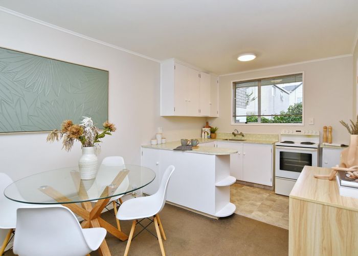  at 2/25 Sherborne Street, St Albans, Christchurch