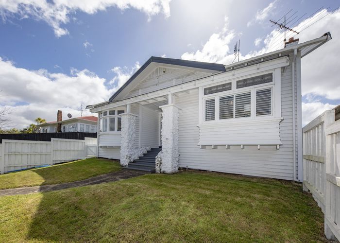  at 662 Mount Albert Road, Royal Oak, Auckland