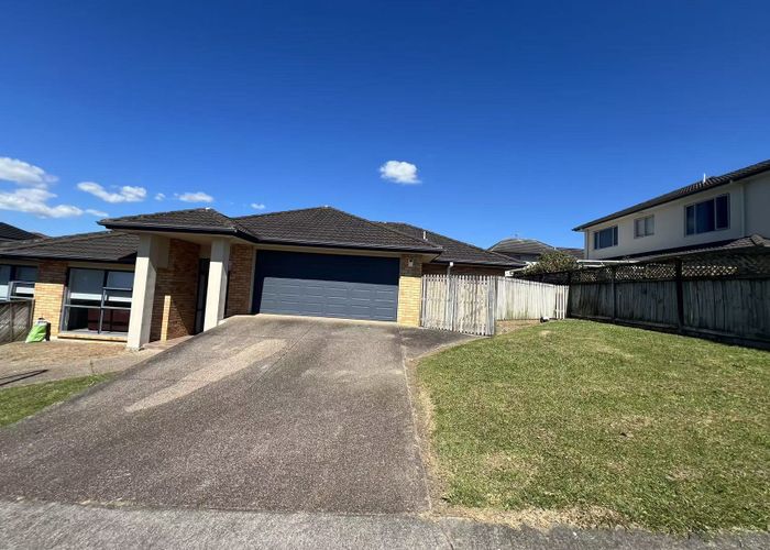  at 2 Deerfield Place, Flat Bush, Manukau City, Auckland