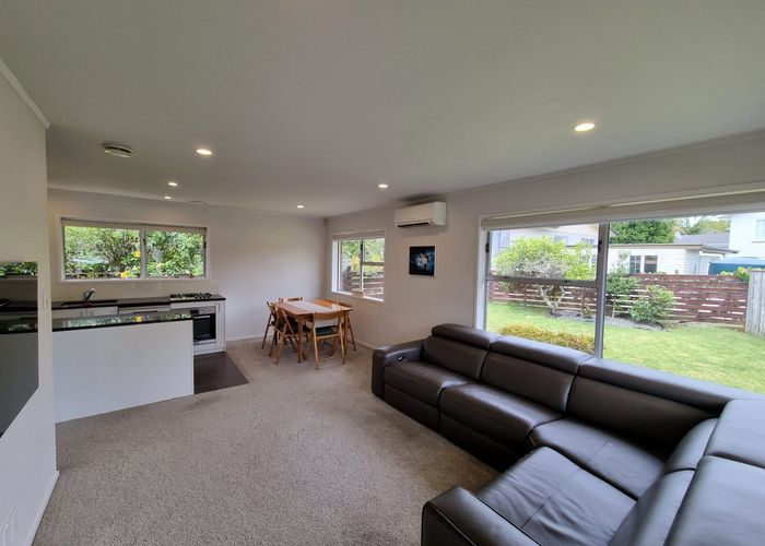  at 2/16 Harwood Road, Mount Wellington, Auckland City, Auckland