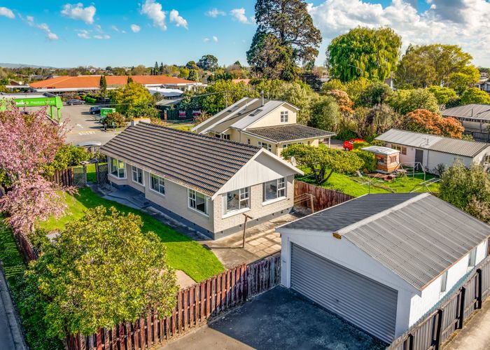  at 15 Prestons Road, Redwood, Christchurch City, Canterbury