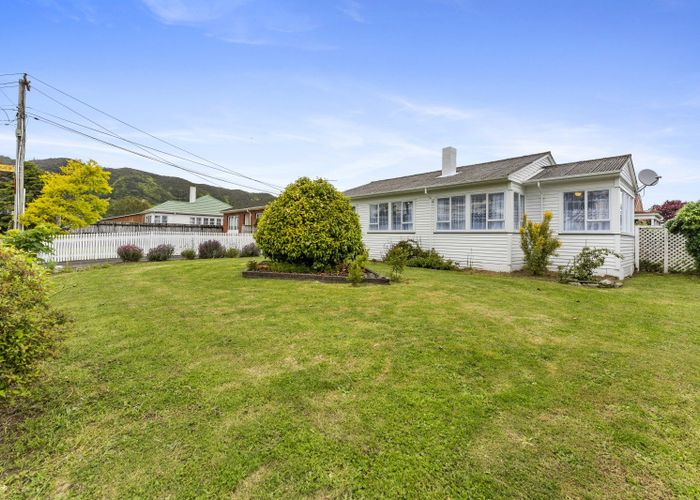  at 1/15 Burcham Street, Taita, Lower Hutt
