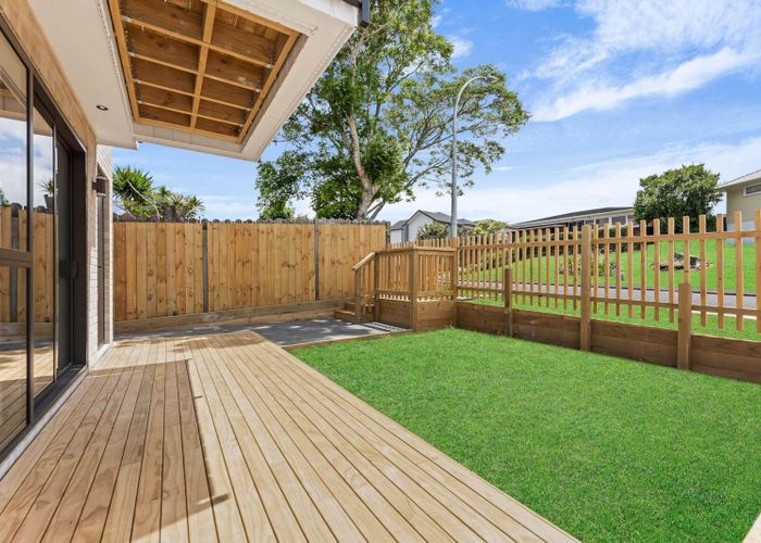 at 2A Wynn Place, Howick, Manukau City, Auckland