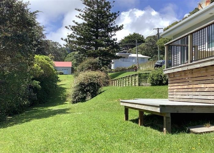  at 1/27 Thornley Street, Titahi Bay, Porirua, Wellington