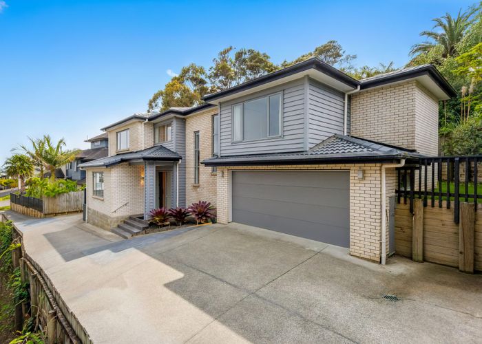  at 39 Mulroy Place, Pinehill, North Shore City, Auckland