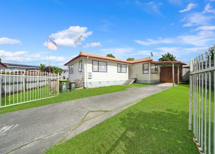  at 39 Secretariat Place, Randwick Park, Manukau City, Auckland