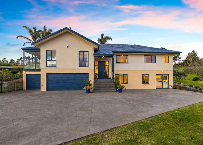  at 143 Chamberlain Road, Massey, Auckland