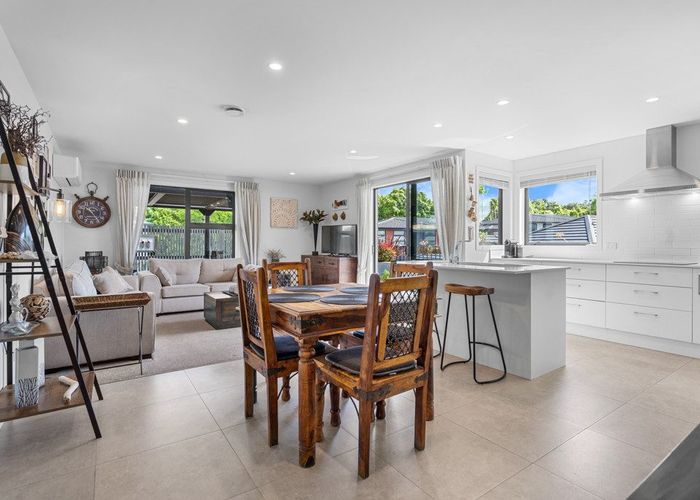  at 3/6 Landell Place, Harrowfield, Hamilton