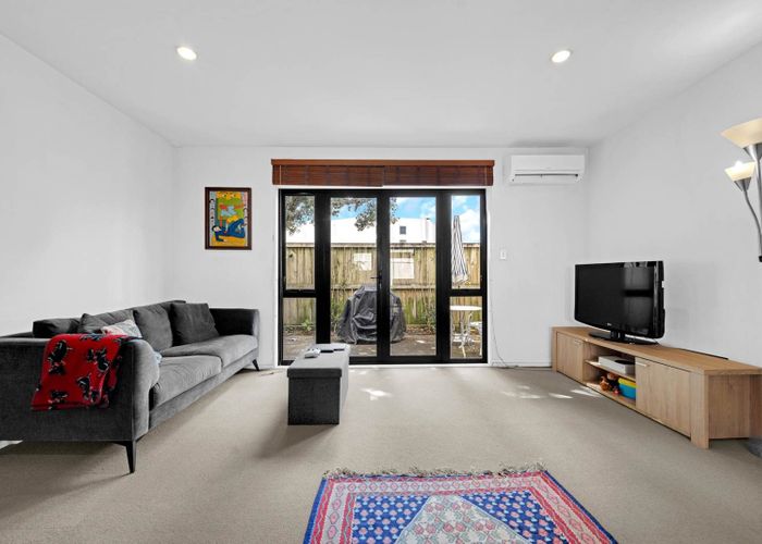  at 118 Stanhope Road, Mount Wellington, Auckland City, Auckland