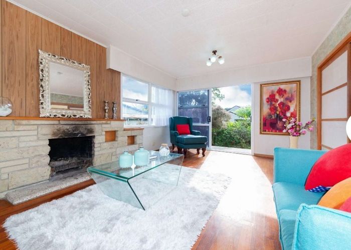  at 9 Roys Road, Weymouth, Manukau City, Auckland