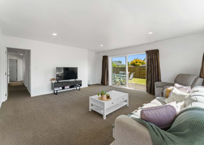 at 18 Ranfurly Terrace, Pyes Pa, Tauranga