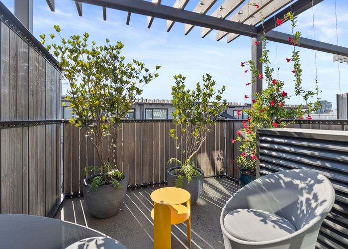  at 404/30 Enfield Street, Mount Eden, Auckland