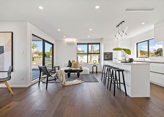  at 2/19 Haverstock Road, Sandringham, Auckland City, Auckland