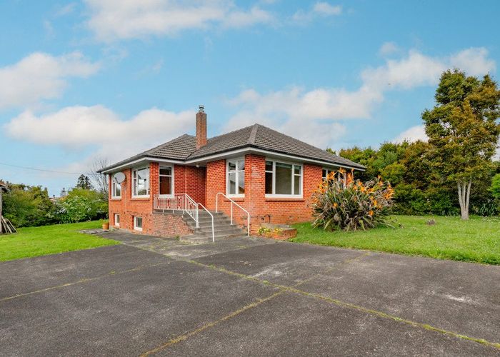  at 57 Taioma Crescent, Te Atatu Peninsula, Auckland