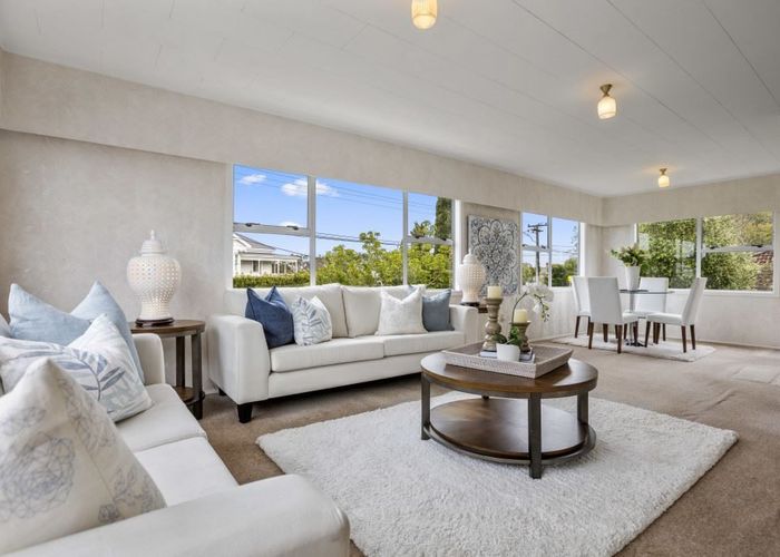  at 8/118 Vauxhall Road, Narrow Neck, Auckland