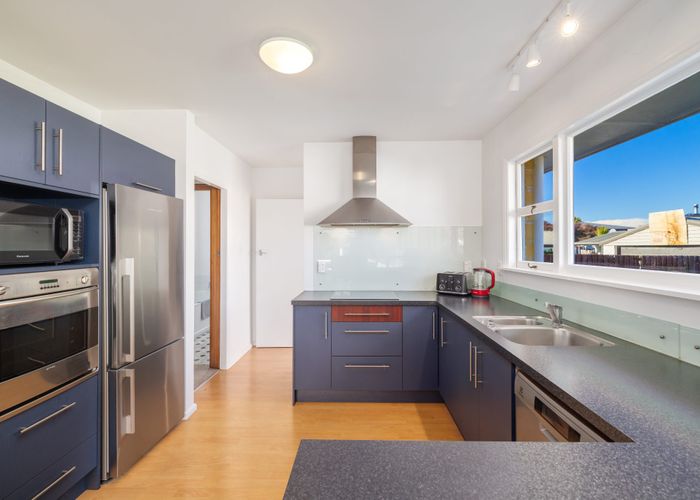  at 29 Rossiter Avenue, Redwood, Christchurch City, Canterbury