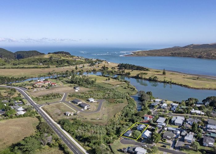  at 35 Uenuku Avenue, Raglan, Waikato, Waikato