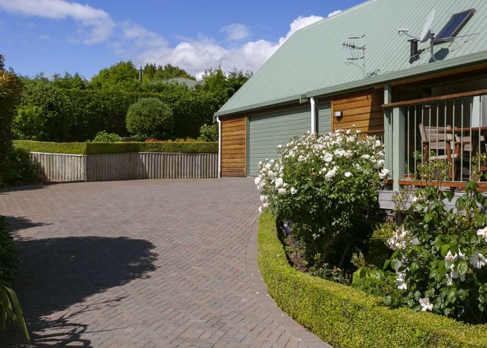  at 38 Chesham Avenue, Waipahihi, Taupo