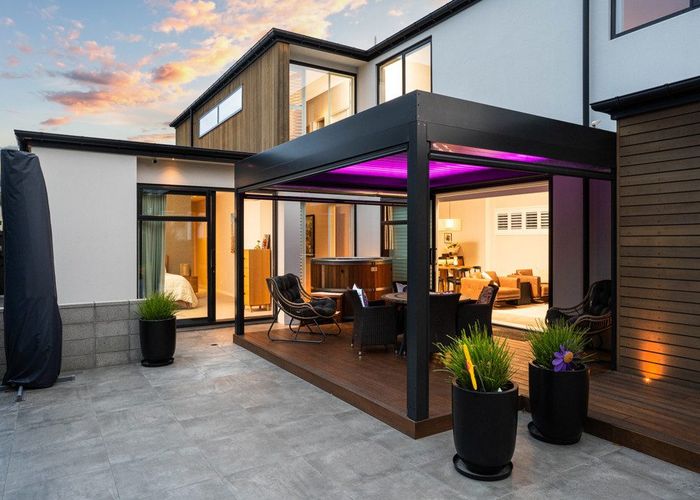  at 10 Tui Street, Fendalton, Christchurch City, Canterbury