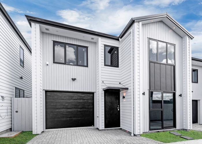  at 8C Gardiner Grove, Mangere East, Manukau City, Auckland