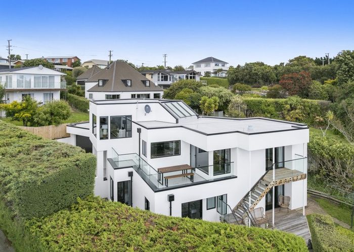  at 2/11 Belleview Terrace, Mount Pleasant, Christchurch City, Canterbury