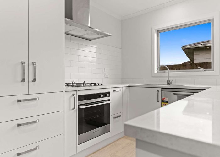  at 1/11 Maynard Place, Temple View, Hamilton