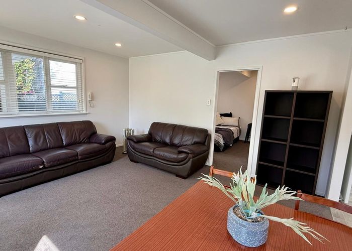  at 84 Lloyd Ave, Mount Albert, Auckland City, Auckland