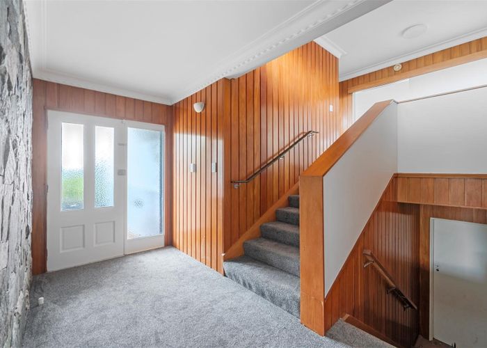 at 46 Redoubt Road, Goodwood Heights, Manukau City, Auckland