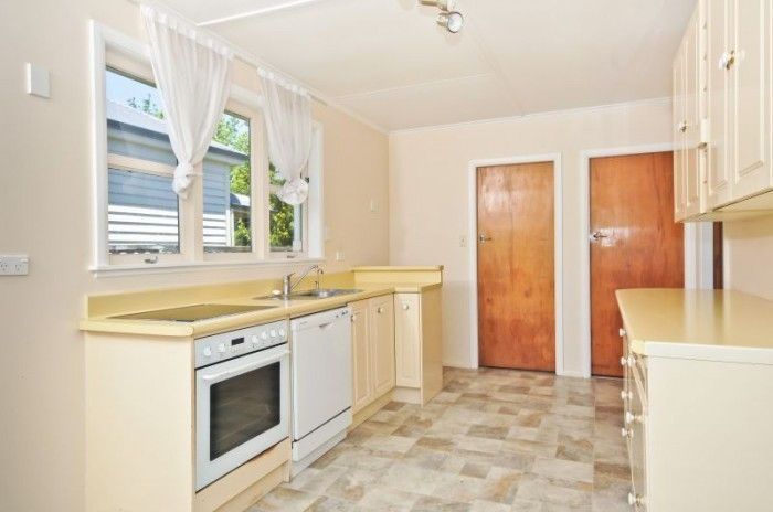  at 46 Galloway Street, Hamilton East, Hamilton