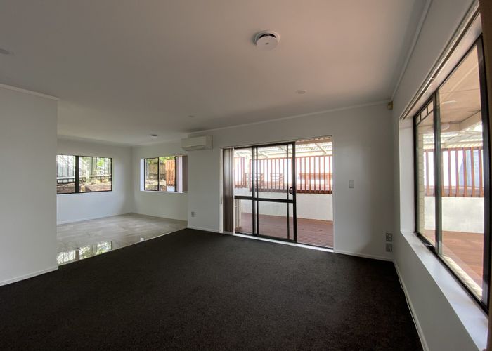  at 208 Botany Road, Botany Downs, Manukau City, Auckland