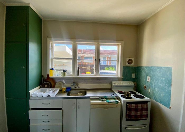  at 218 Shirley Road, Papatoetoe, Manukau City, Auckland