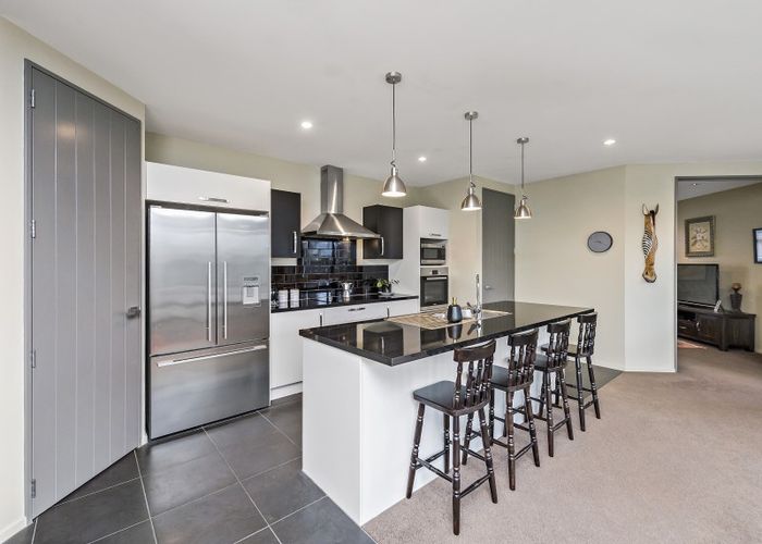  at 16 Lloyds Close, Rolleston, Rolleston