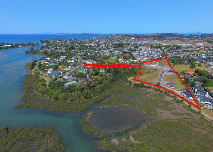  at 9 Odlin Lane, Red Beach, Red Beach