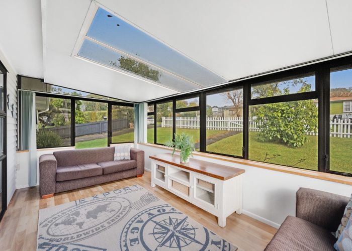  at 42 Ennis Avenue, Pakuranga Heights, Auckland