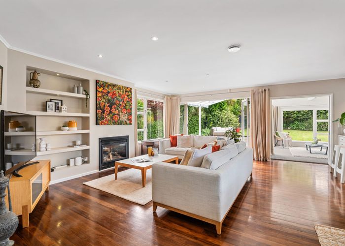  at 10 Pembroke Crescent, Glendowie, Auckland