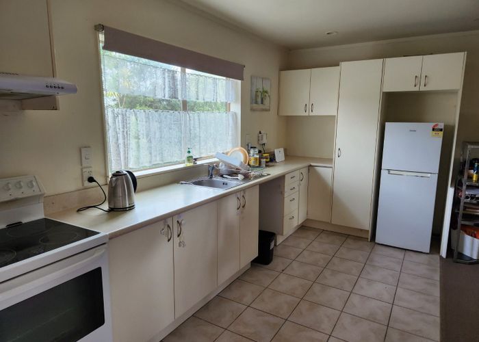  at 3 Gina Avenue, Ranui, Waitakere City, Auckland