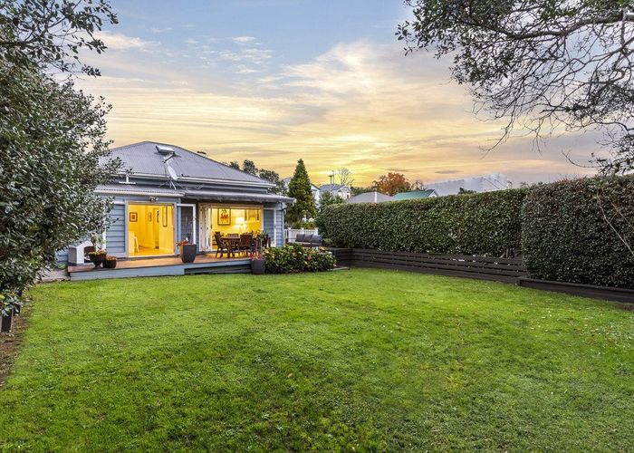  at 35 Springfield Road, Morningside, Auckland