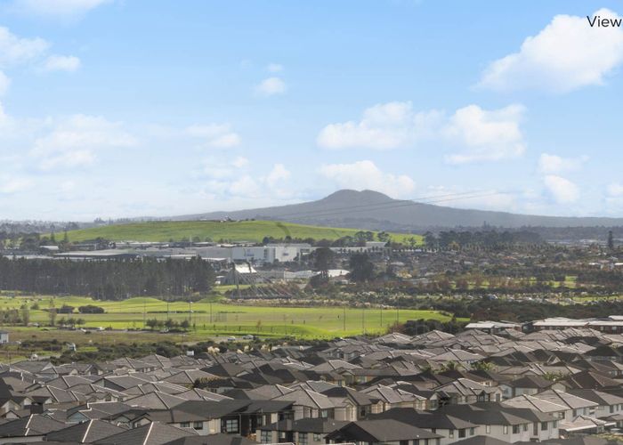  at 16 Glann Lane, Flat Bush, Manukau City, Auckland