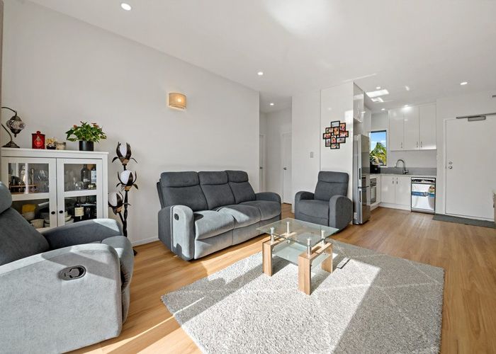  at 36/24 Norrie Avenue, Mount Albert, Auckland