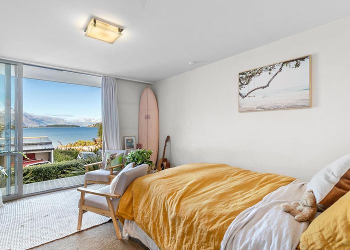  at 4 Lake Avenue, Frankton, Queenstown